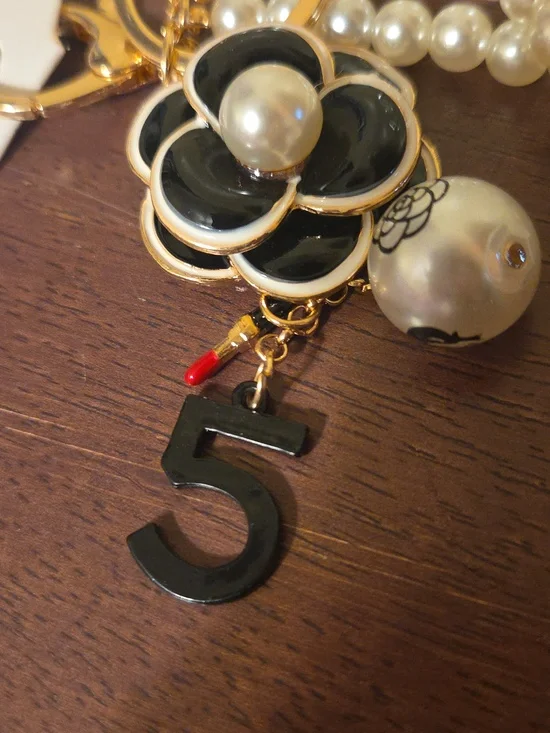 Keychain - Picture 6 of 6